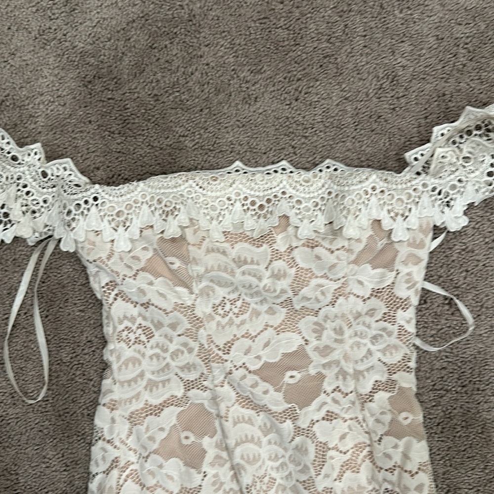 Hello Molly Cream Lace Off the Shoulder Bodycon Mini Dress (M)